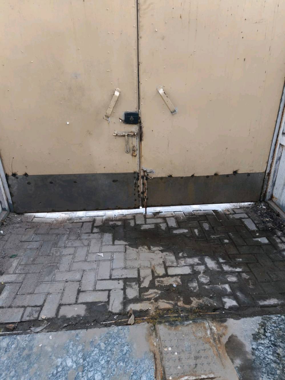 حداد متنقل داخل البصره 
لكافه الحداده 