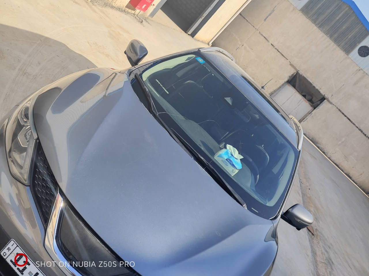 ٢٠١٧ sl فول
البيع مستعجل بالسونار تقره مفتوحه ٤ بيبان بس السياره ماخذها  على ايدي ماشية ٦٠٠ كيلو جانت هسه مشت ٧٥ الف كيلو جاملغ السايق مبدل وبيها بارد جاملغ خلفي السنويه جديده بغداد السياره جاهزه تايرات امامي جديد صدر جديد السعر ١٢٠٠٠ الصور السياره ما مغسوله المواصفات sl معروفه 
الرقم ***********
