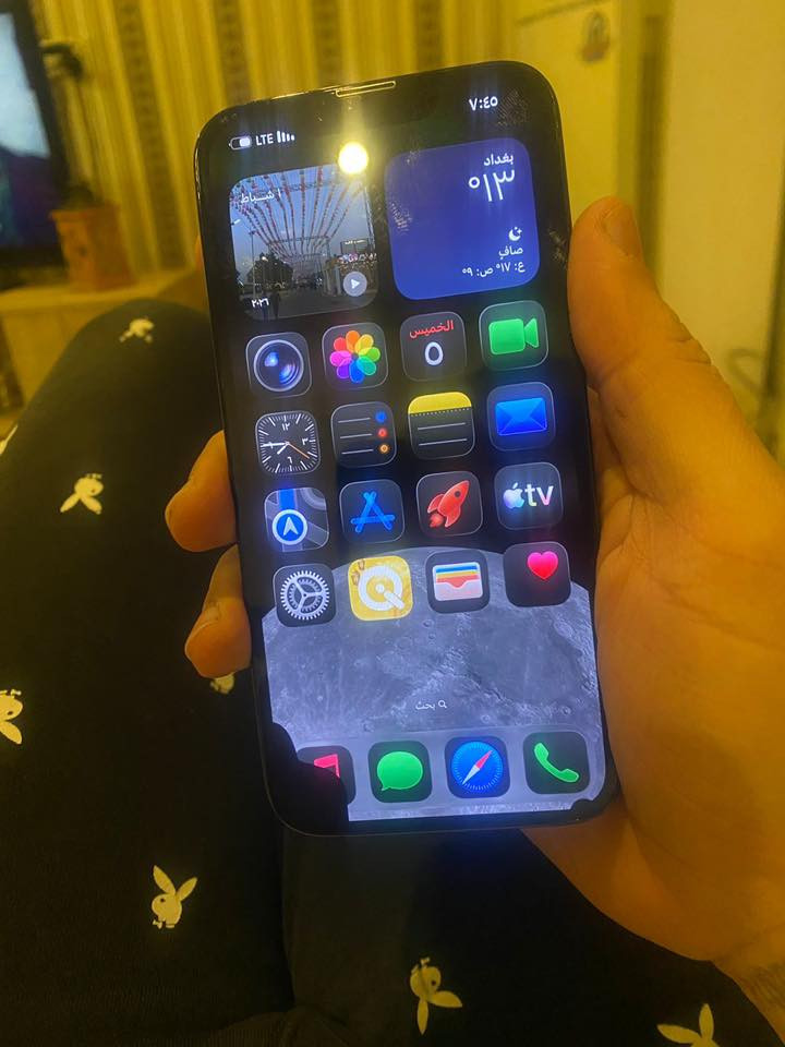 السلام عليكم ١٣ برو بطاريه ٨٦ جهاز مامفتوح ابد بي سواد بالطرف سعره ٣٥٠ وبي مجال أو مراوس ب احدث 
***********
