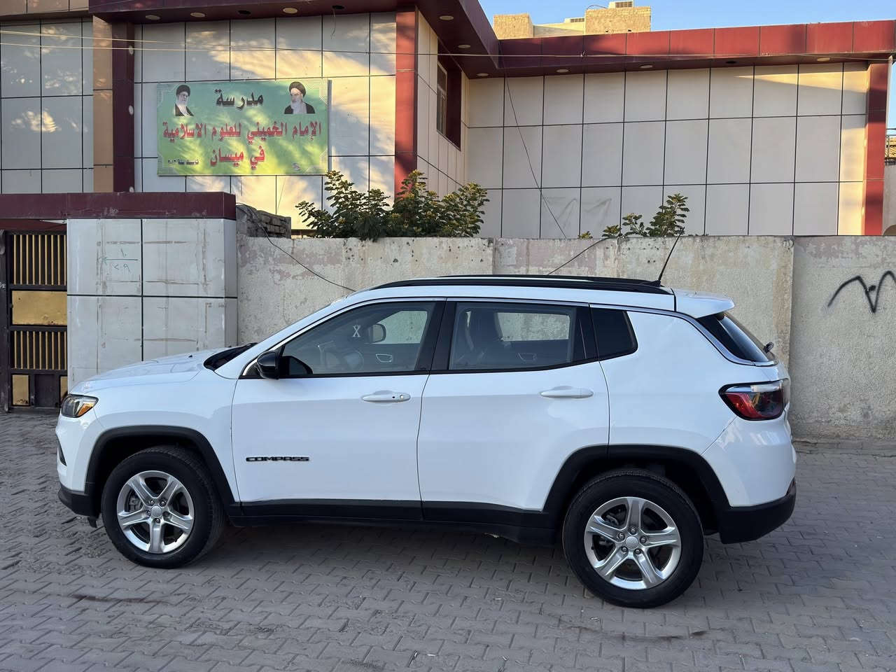 #كوبارت_ميسان_الاقدم_في_ميسان
2023 JEEP COMPASS, LATITUDE 4x4 
جيب كومباس2023فور ويل 🔥🔴
__________________________________________
#دخول_جديد  فحص موقت بدون رقم ✅
ماشيه 35 الف mi ✅
تبديل بابين فقط فقط✅

محرك 2.0 توربو قوي جداً واقتصادي ✅🔥
السعر خاص فقط للشراي✅✅✅✅✅
#ميسان_العماره #القطاع_شارع_نعمة_الريفي
#للاستفسار__والتواصل***********
