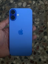 ايفون 16 بلاس ذاكره 128 بطاريه 100 الجهاز خدش مابي نظافه100/100 ملحقات...