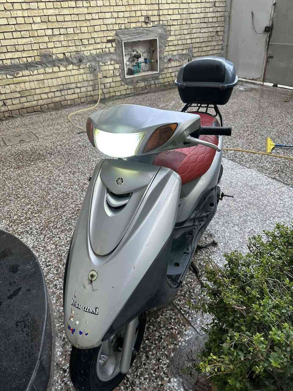 اسلام عليكم اكزز تريت ياباني نوزل سكليتر خطين لدراجه مكفوله بييهة مكينه برغي ممفتوح بيهة جيب وياك 10 فيتريه لدراجه بلاديه مابيه كل نقص ماعده كيج لبانزين مايشتغل بيهة جنطه خلفيه وجادر قفل جنطه قفل ستيرن كله شغال سعر 700 مكاني بغداد العبيدي ***********
