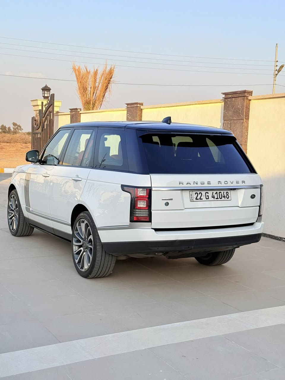 السلام عليكم
للبيع او مراوس مع سيارة 7 راكب
رانج روڤر موديل 2017
وارد الماني كفالة عامة 
محرك 8 سلندر سوبر چارج
محرك گير مكفولات 
ماشية 142 الف كيلو 
مواصفات 6 كامرات
حساسات خلفي وامامي
جكات 
مودات قيادة
داتا شو
كشنات VIP 
كل الكشنات مساج وتدفئة وتبريد وكهرباء فول تحكمات وذاكرة
ثلاجة عدد 2 امامية وخلفية
بانوراما
ستيرن كهرباء وهيتر
نظام البقاء داخل المسار
شاشات خلفية مع ريمونت كونترول
شاشة امامية كبيرة
تبريد مركزي
إنارة الطريق مع فرة الستيرن
مرايات شفط
شفتات ستيرن
صندوق قطعتين كهرباء وشفط
رقم اربيل سنوية بإسمي هزه جديدة سنوية لل 28
مكان السيارة بغداد الكرخ
السعر370 ورقة
للإستفسار اكثر ***********
