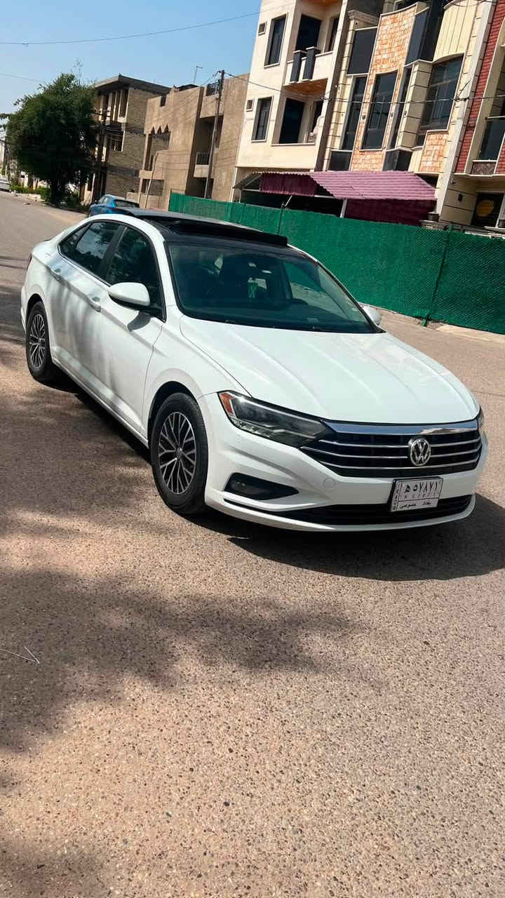 ‏Volkswagen Jetta 2019 SE
فولكس واكن جيتا ٢٠١٩ SE

رقم: بغداد  
لون: ابيض
المحرك : ١٤٠٠ تيربو 
عداد المسافه: ١٨٥.٠٠٠ كم 
السعر :148 ورقه 
المواصفات :
١. سقف بنوراما
٢. كشنات جلد اسود 
٣. تدفئه بالكشنات
٤. ويل كب 
٥. رادار امامي
٦. نقطه عمياء 
٧. رادار خلفي .. توقف ذات    
السياره مناقصها اي شي 
الحادث
بامريكه بدايه الهلال طخه بسيطه بالهلال الخلفي وره السايق بيها بس برده طاكه
واحدث ابغداد ربع البنيد سمكره او اصبغ
بيها ايرباك برتين او كشن السايق او راجع سستم
للاستفسار *********** عبدالله
