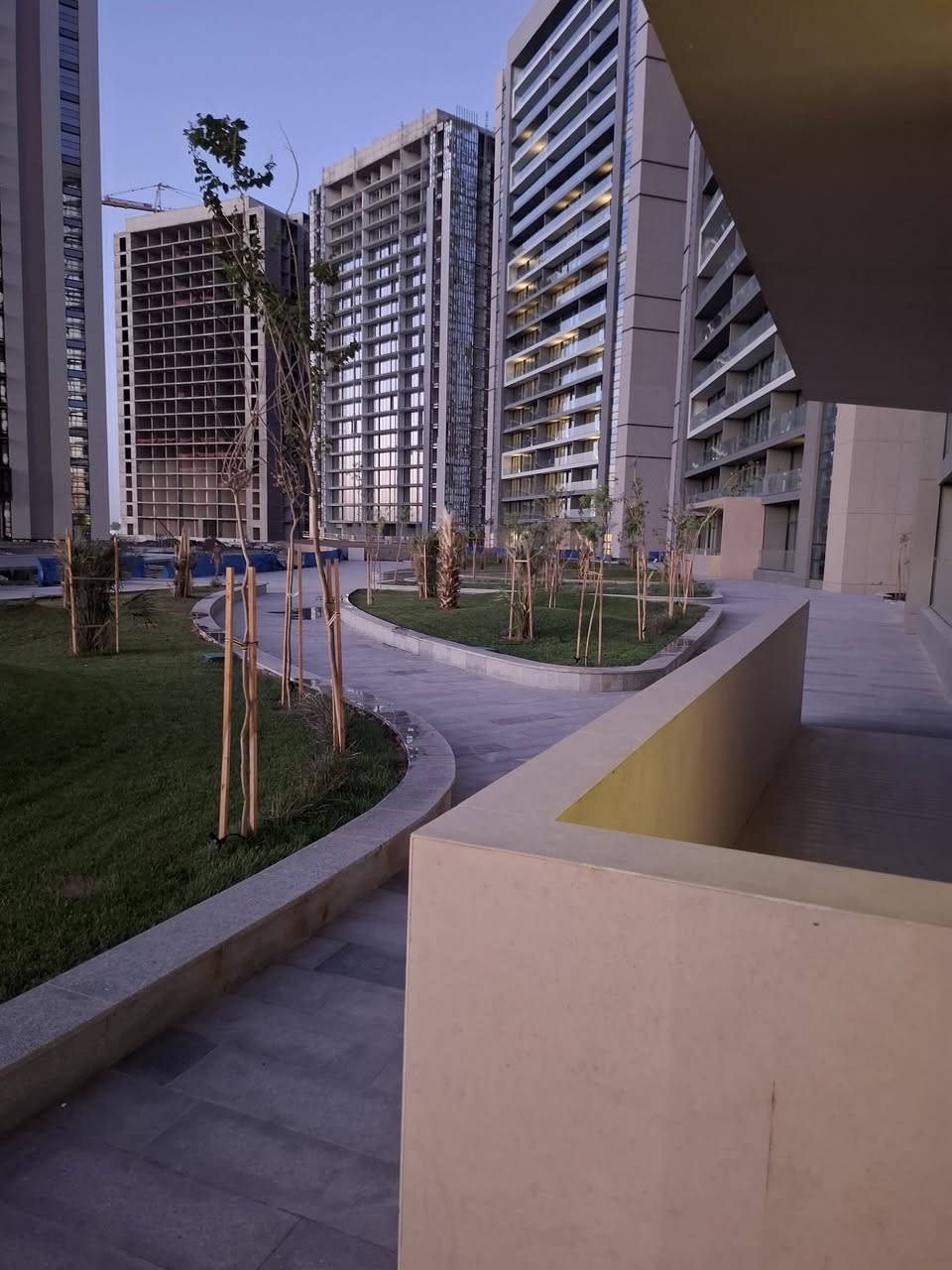 🏡 شقة للإيجار في مجمع أبراج ميلينيوم السكني

✨ فرصة مميزة للسكن في أحد أرقى المجمعات السكنية.

📐 المساحة: 208 م²
🌇 إطلالة خارجية مميزة
🏢 شقة واسعة بتصميم عملي وموقع ممتاز داخل المجمع.

📞 للاستفسار والحجز:
***********
