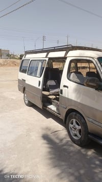 موديل ٢٠١٢ • بدون تحويل • كير اوتوماتيك