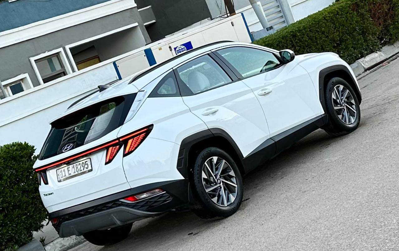 السلام عليكم 
توسان 2024 خليجي بيهه صخه بلبنيد مصبوغ ودعاميه اماميه وخشوم الشواصي تعديل مكفوله من الصبغ محرك 2000 بصمة مرايات كهرباء كشنين كهرباء شاشة كاميرا تحكم استيرن حساس خلفي وامامي لد أمامي وخلفي دبل ايرباك ماشيه 41هند بريك دكمه شاحن لاسلكي بردات مانع انزلاق مانع انحدار تبريد قطعتين 
AUTO HOLD 
DRIVE MODE
مكان السيارة بغداد العامرية 
السعر 207
***********
*********** بغداد, العراق
