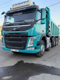 فالفو عقرب للبيع خمس محاور 2015 تخم تاير جديد مكفوله كفاله عامه رقم 07...