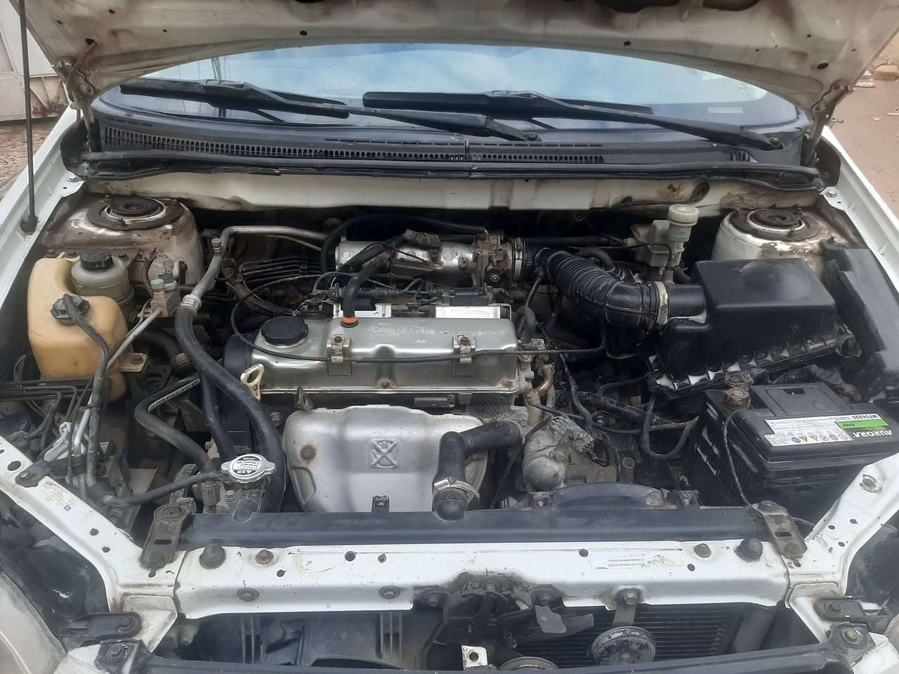 السلام عليكم.اف ثري 13رقم دولي تحويل مباشر تخم تاير وباتري جدد صدر جديد دواخل نضيفه فتحه سنتر لوك حساسات مري سيارة جاهزة مكينه كير كهربائيات تبريد بدون حادث او تبديل سيارة بلادية بيها رشات خفيفه صبغ بالباب مكاني الكوت للاستفسار *********** السعر 48
