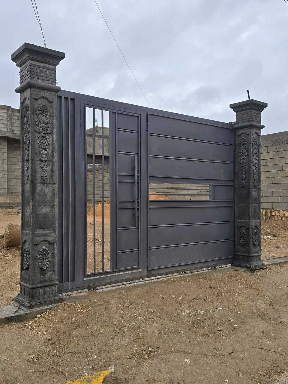 السلام عليكم ورحمة الله
متوفر قالب دنكه ملكي  باب خارجي 
تنفيذ او إيجار
للستفسار 
***********
