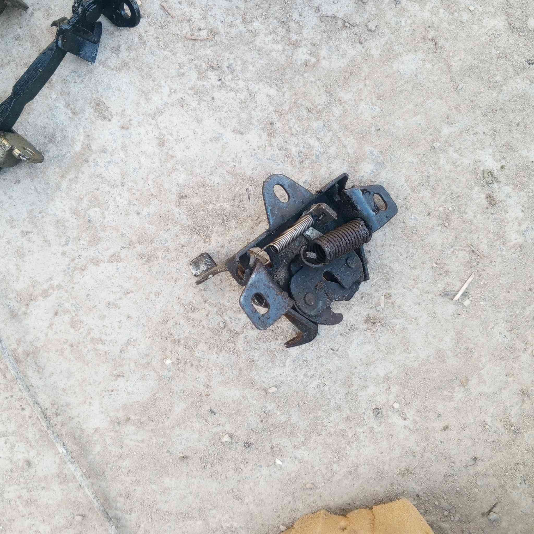 غراض لانوس للبيع اي قطعه تريدهة سكرنه. ودزهة خاص


**إذا كنت صاحب هذا الإعلان وتريد حذفه لأي سبب، رجاءا أرسل رسالة إلى الدعم الفني**