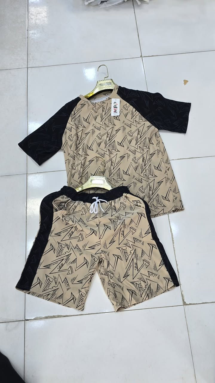 تراك برمودة 10 الاف كامل


**إذا كنت صاحب هذا الإعلان وتريد حذفه لأي سبب، رجاءا أرسل رسالة إلى الدعم الفني**