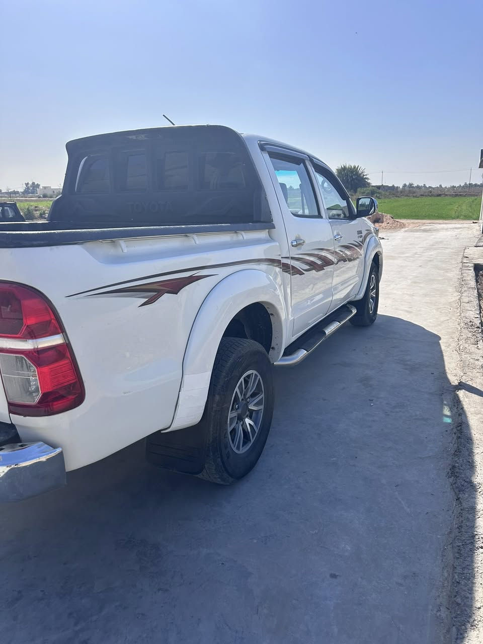 السلام عليكم بيكم موديل 14رقم اربيل أوتوماتيك مصبوغ عام  شاصي مكفول وقماره السعر 170 وبيه مجال العنوان مشروع المسيب الرقم ***********
