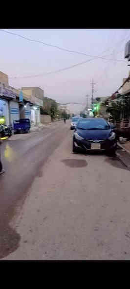 موقع البيت زعفرانيه ربع شوارع البيت صاير عله شارع مو بل فرع   شاركو المنشور رحمه عله امك وابوك مستعجل عله بيعته
بيت مسحه ١٠٠متر يتكون.طابقين طابق الرضي كامل كله سيراميك كاشي بياض  كله كمل طابق  الثاني عوزه بياض ورضيه         البيت مدخلين ستقبال حولي كبير  منور غرفه نوم صحيان داخل  البيت وخارج البيت  موقع البيت زعفرانيه بنهايت ربع شوارع الشارع الي مربوط بربع شوارع البيت صاير عله شارع مو فرعي الستفسار كذر عله هاذ رقم ***********
