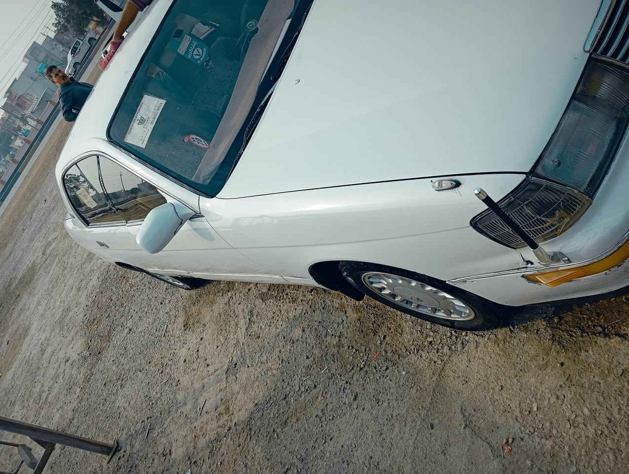 سلام عليكم بطه متصل للبيع موديل 93 كشنات كهربائي السياره صبغ عام اثر جراد مكان واسط السعر 50وبيه مجال قليل للاستفسار ع رقم ***********
