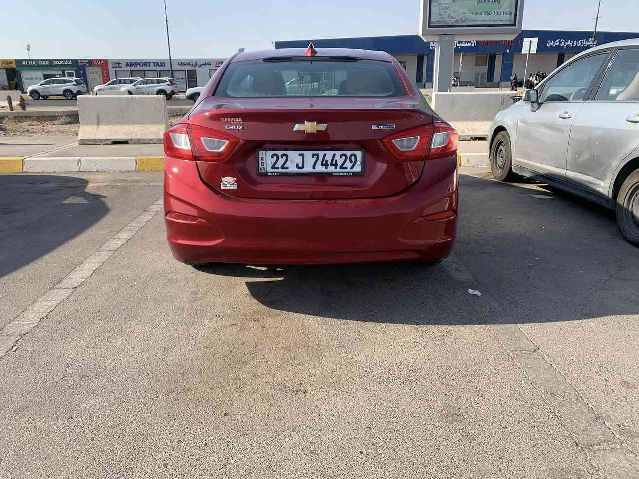 السلام عليكم 
شوفرليت كروز 2017 بريمير 
فول مواصفات 
كشنات جلد تدفئه بالكشنات والستيرن
خمس بصمات مع تشغيل عن بعد 
ويل كب ١٧ تخم تايرات جديد 
لايتات ليد 
كشن كهربائي 
فول تحكم ستيرن السعر ١٠٠ 
كوبون بانزين بيها 
الموصل *********** 
حادثها سطحي البجم والخلف مالها كبس بس ايرباك برده طاك
الحادث بالتعليقات
