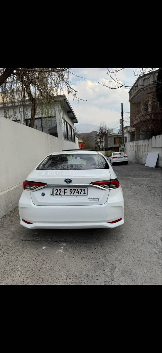 ***********توتا كرولاي فولي هايبريد مكينة ١٨ سلايد تةنها يةك پارجةو دوبيستي بوياخة لة سةر شوخيت بي داحم دةحامي بؤ دةحامي شوختيش بة شةرتة ٢٥ هةزار رؤيشتية شمشمل, السليمانية
