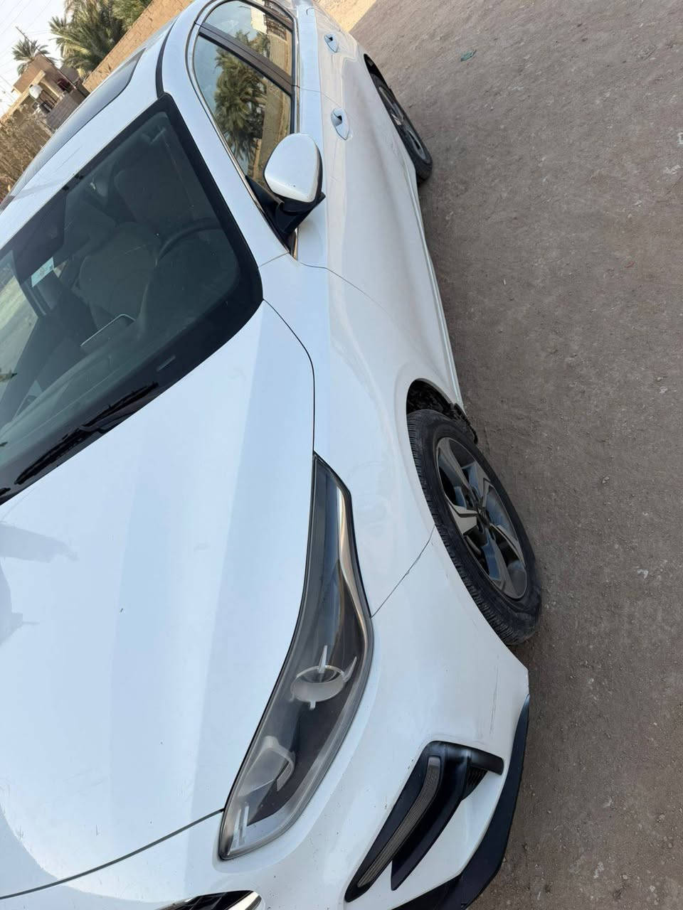 سلام عليكم كيا سيراتو مديل ٢٠٢٠ خليجي مكينه ١٦٠٠ فول موصفات بسمي ماشيه ٣٣الف سياره عل وضع شركه شرط
سبير مانزل مكفوله فقط طخات بسيطه نفسهن بدون تصليح
سونار موجود بل منشور مكان سياره سماوه رميثه سعر ١٥٧وبيه مجال
***********
***********
سياره عل وضع شركه شرط
