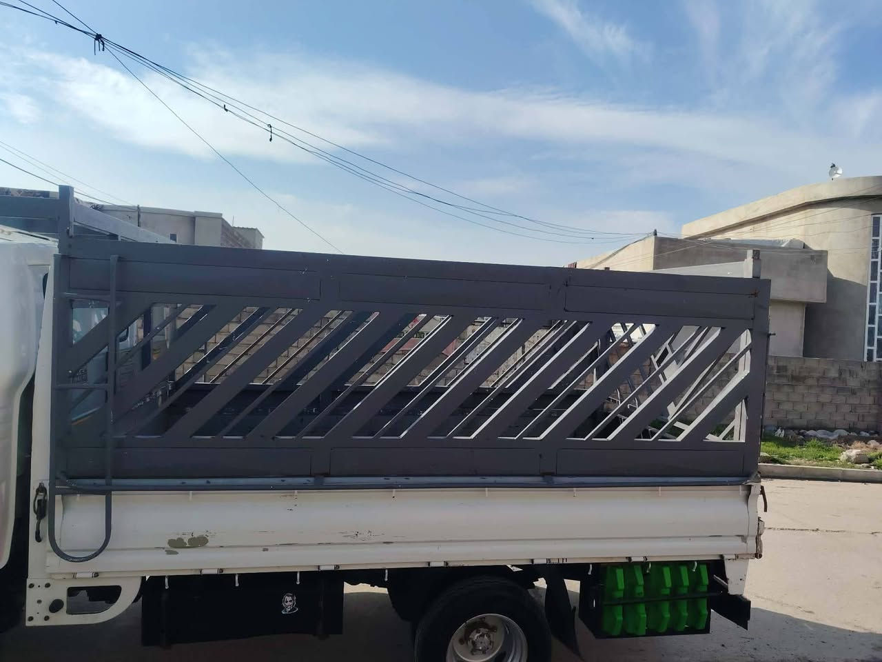 محجل نضيف للبيع السعر التواصل خاص ***********
