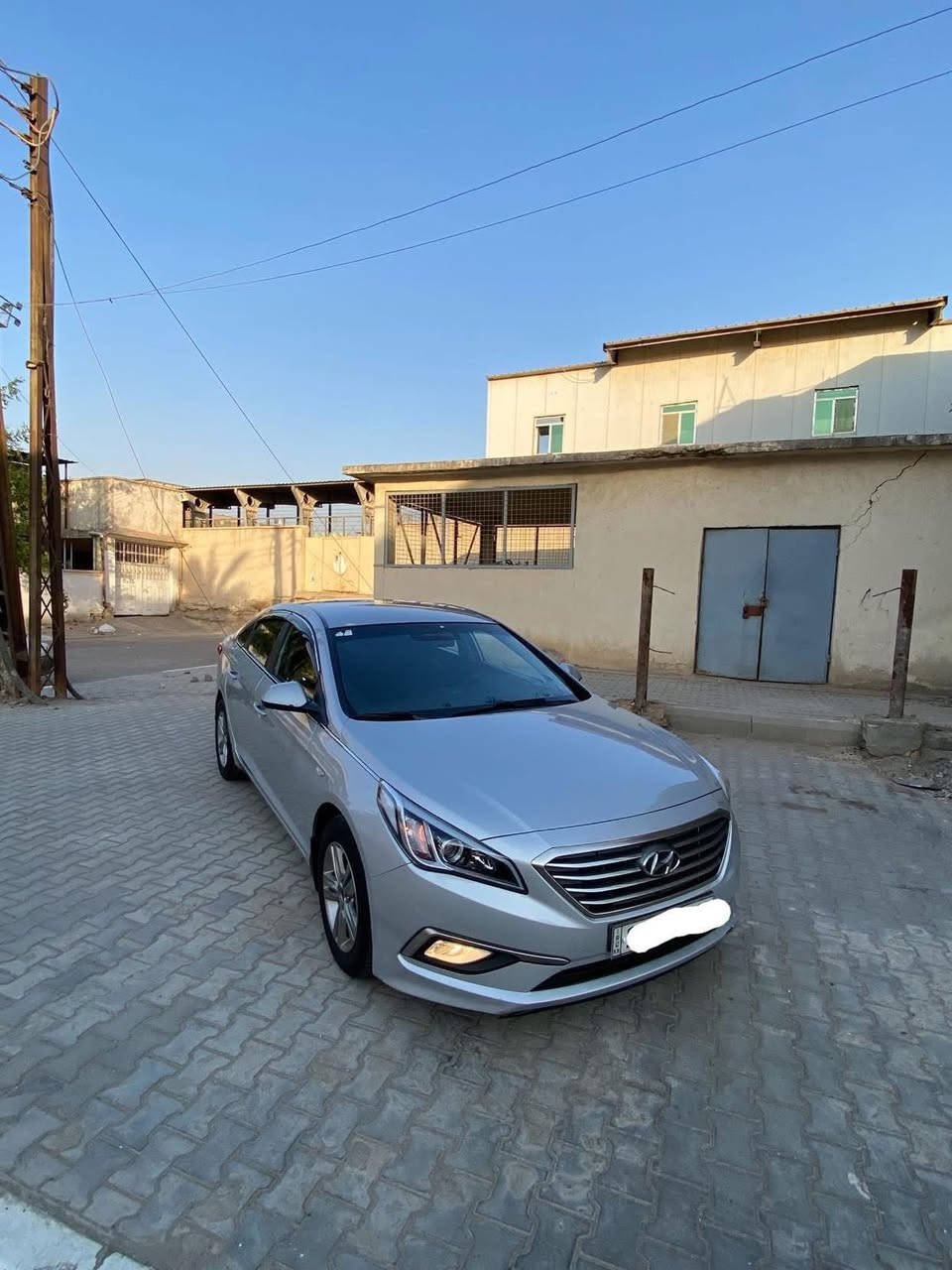 سلام عليكم
سوناته 2017 ادوات ادوات كصه جنطه دخول جديد جاهزه من كل النواحي مكينه كير حداده كفاله تخم تاير تبريد ثلج محرك2400غاز دوش متوئم شمالي نكليزي 
طبق الصل السعر 55$  العنوان البصره الهاتف ***********
