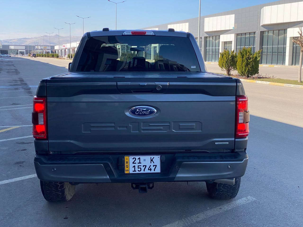 Ford F-150 2023  3.5 ***********
ڕەنگ نەوتی . بۆدی درێژ . مواسەفات بەسمە . شەغال . شاشە گەورە . گێر تەخت . ڕاداری پیش و دوا لا تەنیشت . کوشن کارەبا . دەبڵ اکسل . کوشن هیتەر . تەبریت مەرکەزی . سەربۆدیەکی تازەم بۆ کڕیوە . مەکینە 3.5 تۆڕبۆ . 4 پارچەی لای سەکن بۆیاخە پێش و دوای کەپسە . هەموو شتێکی تازەیە بەناوی خۆمەوەیە سعری خوای هەموو بازار . 220 گەڵا مەجال 
شوێن سلێمانی السليمانية, العراق

