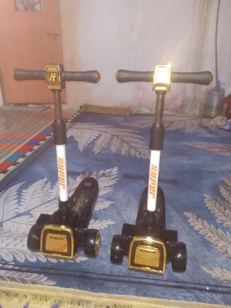 سكوترات 2 جدد مامستخدم السعر الواحد ٣٥ قفل


**إذا كنت صاحب هذا الإعلان وتريد حذفه لأي سبب، رجاءا أرسل رسالة إلى الدعم الفني**