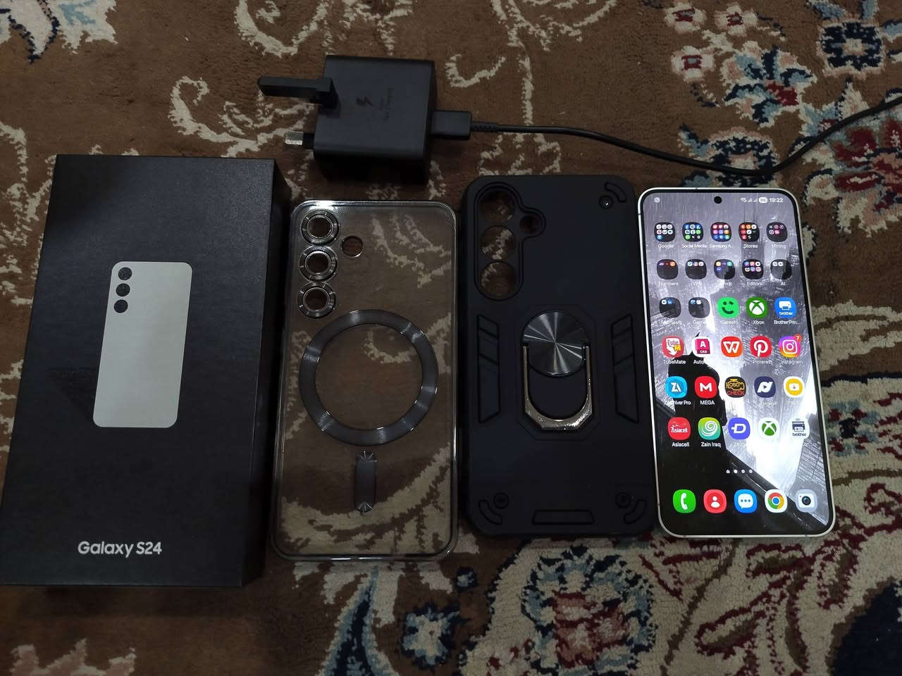 سامسونك اس 24 العادي لون سلڤر ذاكرة 256 وعشوائية 8 غراضة كاملة وويا كڤرين والشاحنة الأصلية والجهاز نظافة 100% بس بي شخط كلش خفيف وممبين بالشاشة بطبقة الحماية مجرد شخط صغير
للبيع ب600 الف وبي مجال
اتواجد زيونة/شارع الربيعي/ساحة ميسلون/شارع الصناعة/موال


**إذا كنت صاحب هذا الإعلان وتريد حذفه لأي سبب، رجاءا أرسل رسالة إلى الدعم الفني**