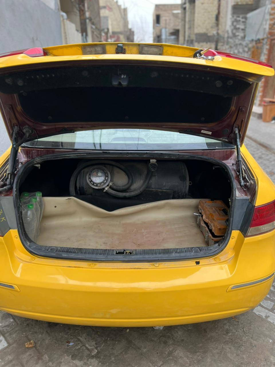 سلام عليكم سوناتا 2008 بيه تجيه صفحة السابق  رقم قادسيه محرك قبل حاويه قيل شهر.  2400  صدر 50 بلميه  تاير جيد  سعر 75بيه مجال بسيط مكان بغداد بسمي ***********
