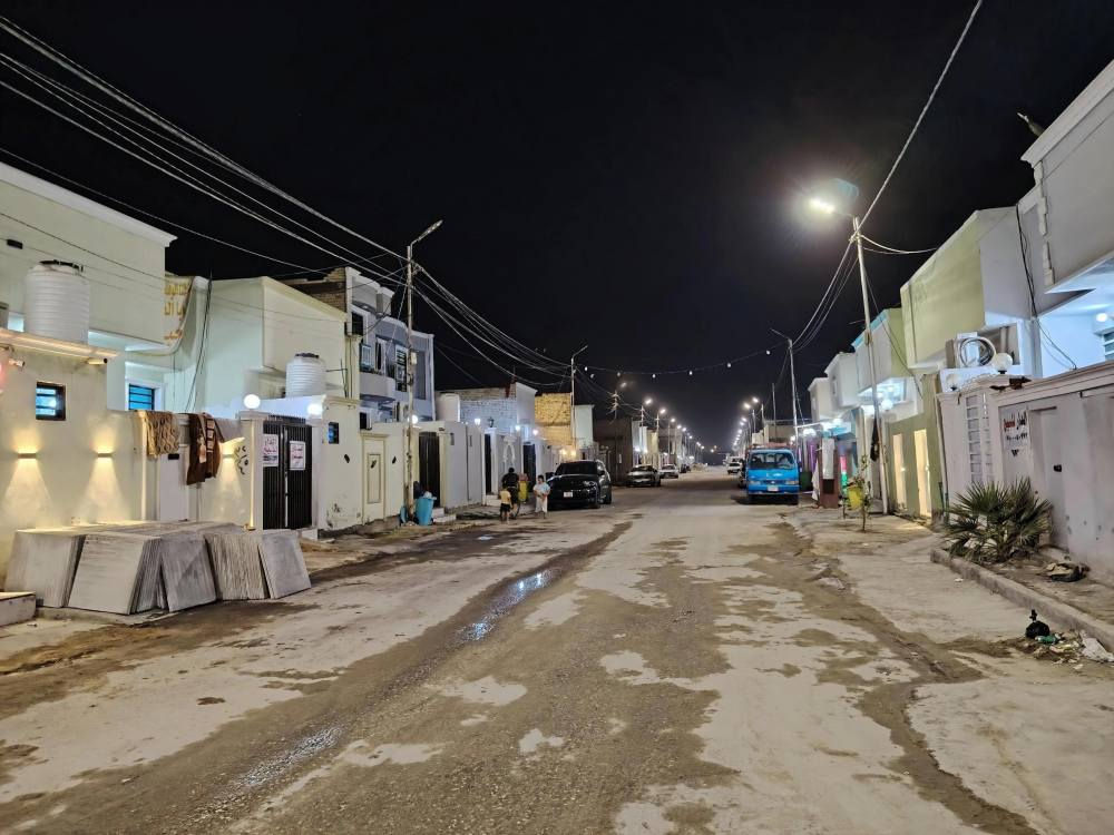 #دار_للبيع_نضام_اقصاد🏡
150 متر مربعه طابو زراعي سند ٢٥ أقرار
بسعر 62 💵 مليون 

#مقدمه_25_مليون_قفل 
#كل_شهر_750_ألف  

غرفتين 2/صاله/مطبخ معزول/صحيات 2/استقبال مفتوح لل صاله / كراج/مكشوفه 2 

ماء/كهرباء/سوق/مدارس/تبليط #عرض_12

الموقع 🏡 نجف/ شارع الصب عمود 314 مقابل ملحق قريه الغدير
للتواصل 📲

***********
***********
*********** النجف, العراق
