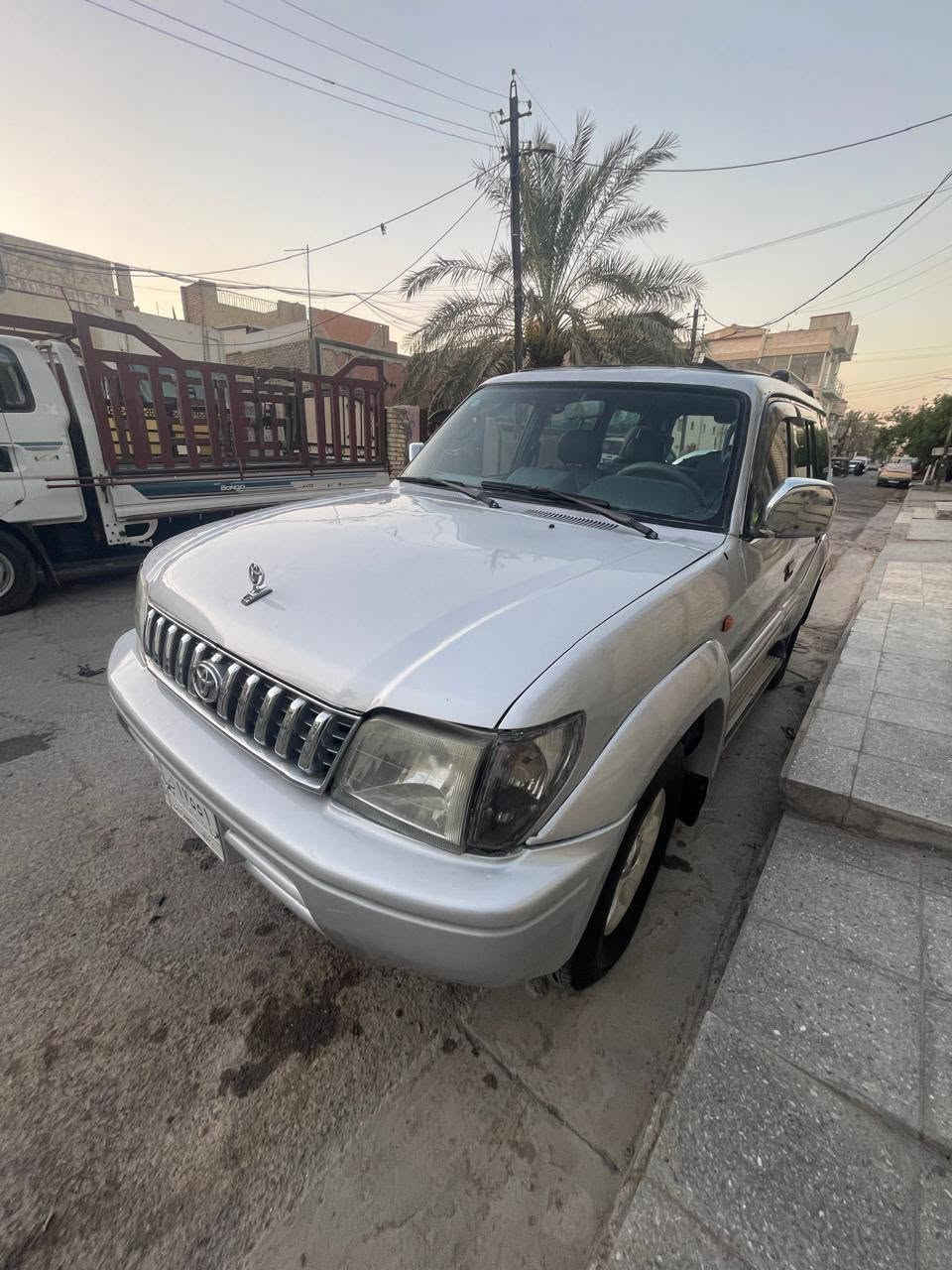 سلام عليكم برادو موديل ٩٩ محرك كامل جديد صارله اسبوع مشدود  ٦ سلندر سمكره وصبغ فرن وكهربائيات كامله  فريز جديد نقص كمبر يسر  عاطله، ،، رقم بغداد السعر ٧٥،، الشراي يتصل ***********،، تحياتي،،،
