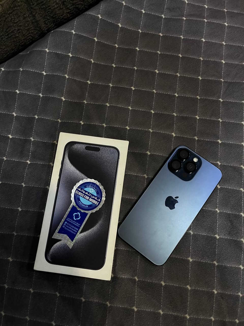 السلام عليكم ايفون 15 برو ماكس دبل شريحة بطاريه 88 ذاكره 256 لون نيلي كامل ملحقاته الاصلية مكفول مكاني النجف شارع الصب السعر 1090 
***********
