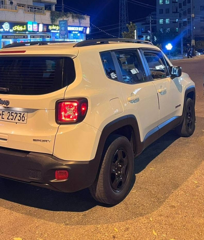 سلام عليكم
جيب رنكيت 
دبل اكسن
4X4

 موديل 2022
 ماشي 44 مايل  حقيقي فول فول مواصفات فقط بدون سلايت
بصمه تشغيل
تحديد سرعه
 رادار مسار الشارع
 مرايات كهرب
بعد بيها مواصفات بابين تبديل شركه نفس اللون وبيها جاملغ و ربع بونيد صبغ شبرين بلتكمه و تعديل بل بطانه اربك سستم رقم الشاصي موجود كير محرك شرط مامفتوح  محرك 4 بستن رقم سنويه جديد لي سنه 30 شرط التحويل السعر 118 بي مجال قليل مكان السياره دهوك رقم موبايل *********** وتساب دهوك, العراق
