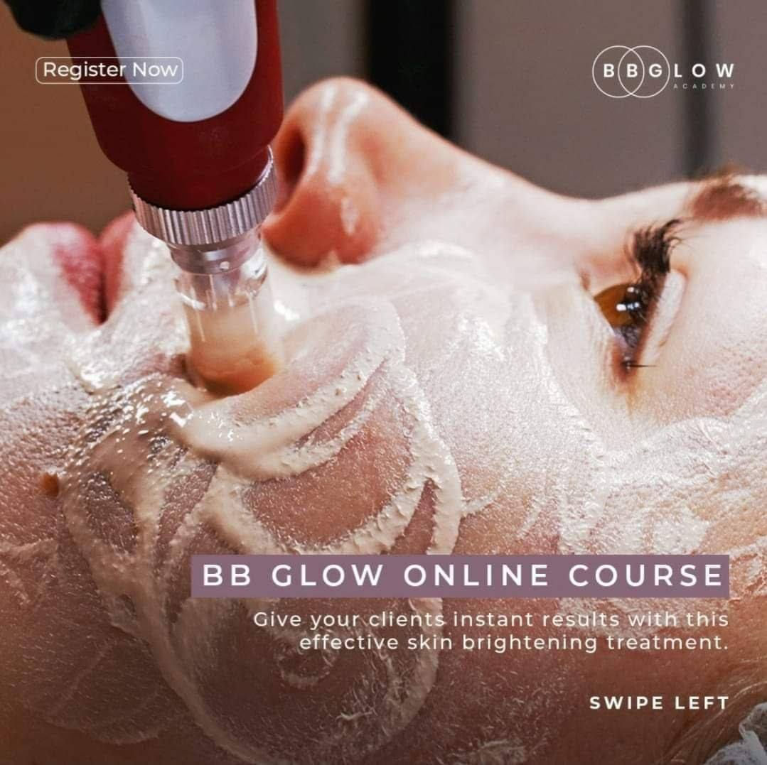 وداعا لمراكز التجميل الباهظة الثمن. تردين مكياج دائمي ووجهج مابي كلف ونمش استعملي امبولات BB Glow 💯
#الاصلي 🇰🇷
أمبولة BB Glow الكورية مع كريم أساس مضاف مع النياسيناميد والببتيد للحصول على خصائص فعالة لتفتيح البشرة ومكافحة الشيخوخة
💛هذا نوع من الامبولات لا يحقن ❌❌
💛لا يدهن في ليل مثل كريمات ❌❌
❤يستعمل هذا نوع مع ديرما بن او درمارولر فقط 
🔴 مميزات أمبولات BB Glow 🔴
💚يمنح البشرة تفتيح واضح ونضارة  فورية 
💚يعمل على توحيد لون البشرة وازالة البقع والتصبغات
💚يعمل علي ازالة آثار الحبوب
💚مبيض البشرة
💚معالج الكلف والنمش 
ولاداعي لاستعمال كريمات الأساس  الفونديشن يوميا 🟠
خاصتنا أثناء جلسات معالجة  ..فقط ترطيب 
و استعمال واقي شمس بس بالمناسبات الضرورية حطي كريم اساس 
مناسب لكل أنواع البشره السيت 12 امبولات🧡   
💯💯البكج حاصل على شهادة FDA💯💯
ماذا تعني شهادة FDA؟
تم اختبار✅ المنتج وفقًا للوائح إدارة الغذاء والدواء الأمريكية 🇺🇸


**إذا كنت صاحب هذا الإعلان وتريد حذفه لأي سبب، رجاءا أرسل رسالة إلى الدعم الفني**