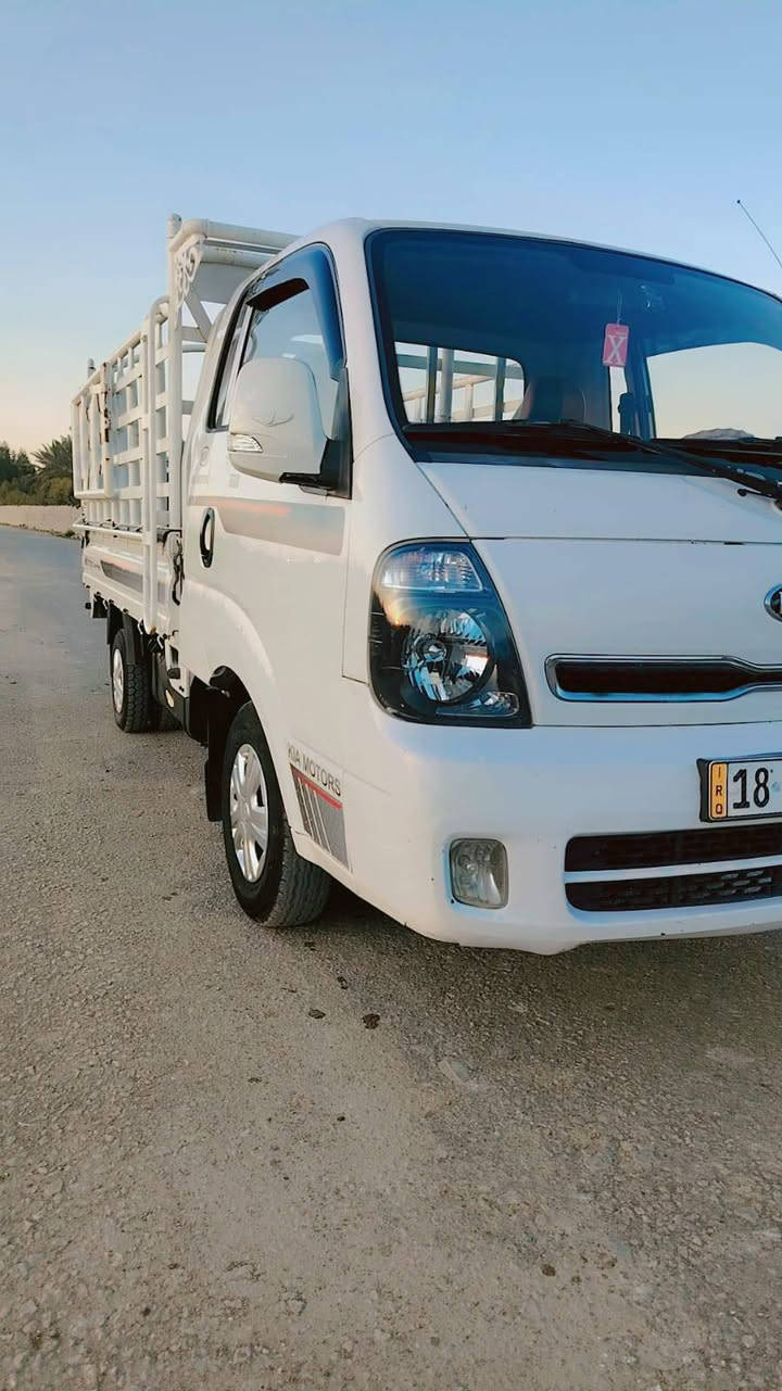 السلام عليكم كيا موديل 2018 كفاله محرك وكير رقم بابل انكليزي تحويل ثاني يوم المكان حله ابي غرق للاتصال ***********
