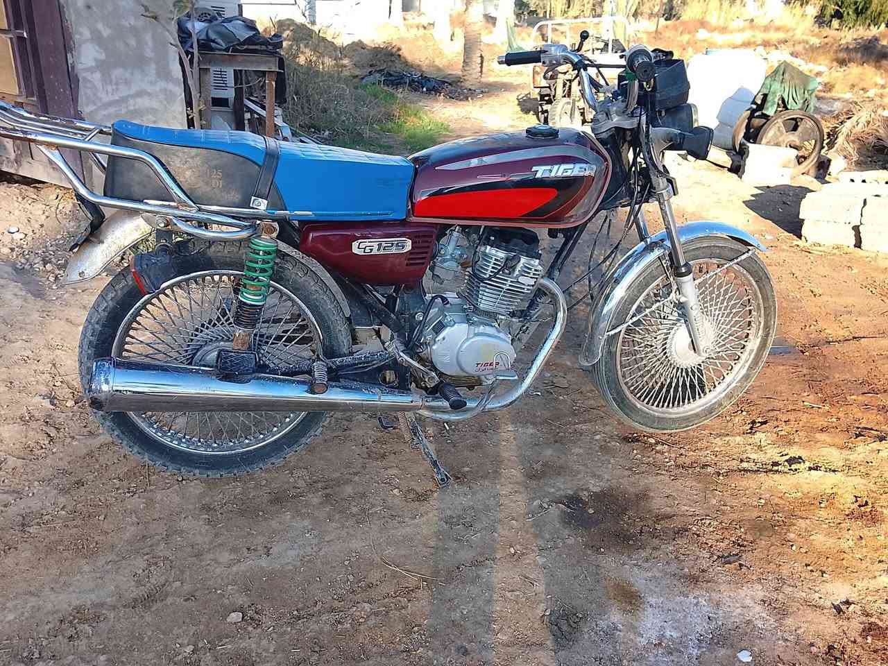 تايكر 20
مكاني بابل سده الهنديه 
عايز ترتيب بصيط 
سعر 450وبيه مجال
***********
