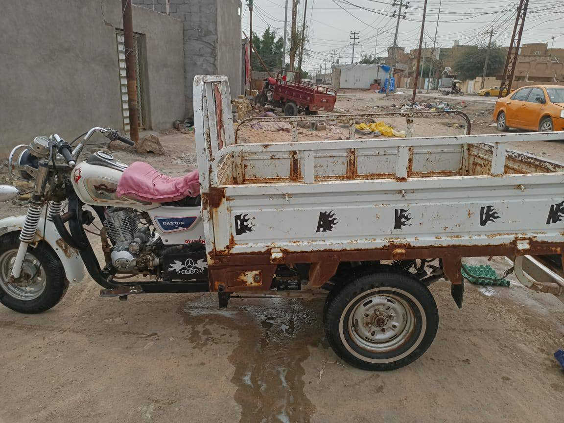 السلام عليكم ستوته موديل 20مكينه جديده ستوني شادهه ستوته جاهزه من كلشي اوراق بسمي تايرات جدد كهربايات شغاله كلهه السعر 1700مابيه خياس انه حاكهه بلكوسره ومن المطر هيج صارت مكاني حي الشهداء ناصريه ***********
