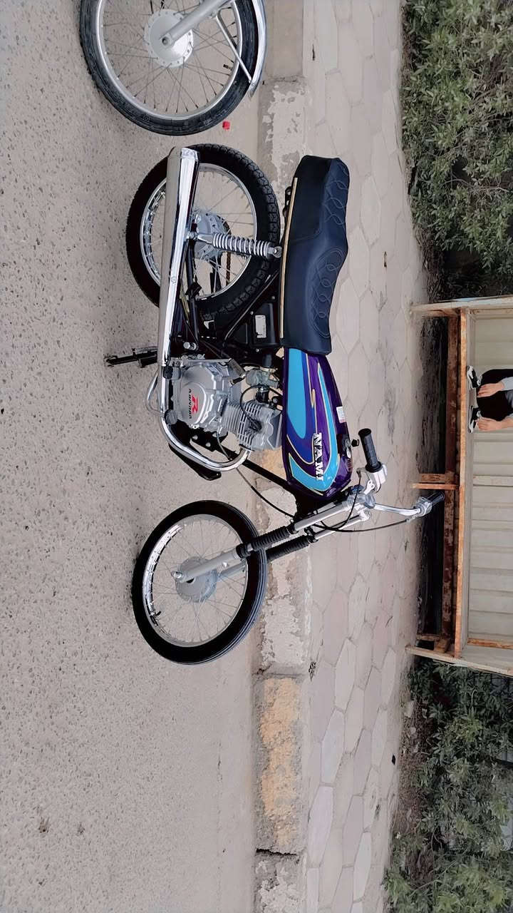 دراجه للبيع اوراق سعر 850 وبيها مجال للاستفسار ***********
