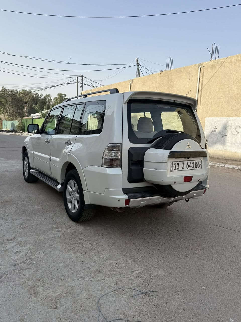 سلام عليكم ورحمة الله وبركاته
باجيرو. 2010 حبتور. مكفوله كفاله عامه. ما عده. خشم الجاملغ امامي  بيه صبغ  بدون دواخل السياره.

ميكنه 3500.  خير من الله. ما مفتوحه 

صدر امامي خليفي جديد 

 تخم تاير جديد
 

 تبريد. ثلاث قطع.  تبريده ثلج 

السياره. بسمي. تحويل. مباشر ثاني يوم   ارقام انكليزي 

 موصفات السياره 

1.فتحه سقف
2.  تحكيم ستيرن جهتين 
3.   شاشه +كامره دواره + كامره اماميه
.4. حساسات اماميه وخليفيه  
5.  مانع. انزلاق
6 سستم كامل. مال سماعت  
وبعد. بيه موصفات

 سعر 143 وبيه مجال حك الجيه انشالله 

عنوان بغداد 

رقم الهاتف ***********
