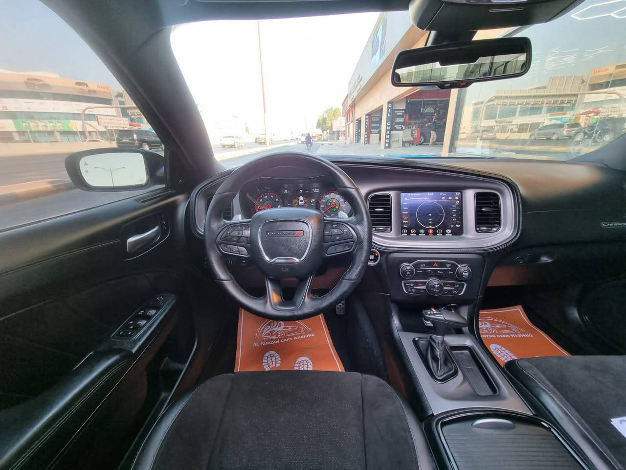 السلام عليكم
للبيع جارجر RT 2023 أصل هيمي فول كراسي جلد فتحة سقف لون فيلي وأزرف 
2023 Dodge Charger, R/T
5.7L, 8 cyl., 370HP
هيمي 8 سلندر محرك 5700 ، لون فيلي وأزرق ، RT ،  وارد أمريكي ، رقم اربيل  ، تبديل بابين اليسار بنفس اللون ، تصليح الجاملغ على البارد ، صبغ جزء من الجاملغ الخلفي والتكمة اليسار ، الايرباكات كلهن سليمة ، ماشية 37 الف ميل  ، بصمة تشغيل وبصمة ابواب ، تشغيل عن بعد ، شاشه لمس  ، كشنات جلد ، كشنات كهربائية ، خزن وضعية كرسي السايق ، تدفئة وتبريد الكشنات ، فتحة سقف ، بصمة تشغيل وبصمة أبواب ، نقاط عمياء ، تحكم استيرن كهربائي ، تحديد مسار ، رادار خلفي ، حساسات خلفية ، تبريد قطعتين ، مانع انزلاق ، نزول منحدرات ، نظام ABS ، نظام فحص ضغط الاطارات ، لد امامي وخلفي ، تزويد بلادي

السعر 250ورقة مع الرقم وبي مجال
رقم الهاتف ***********
