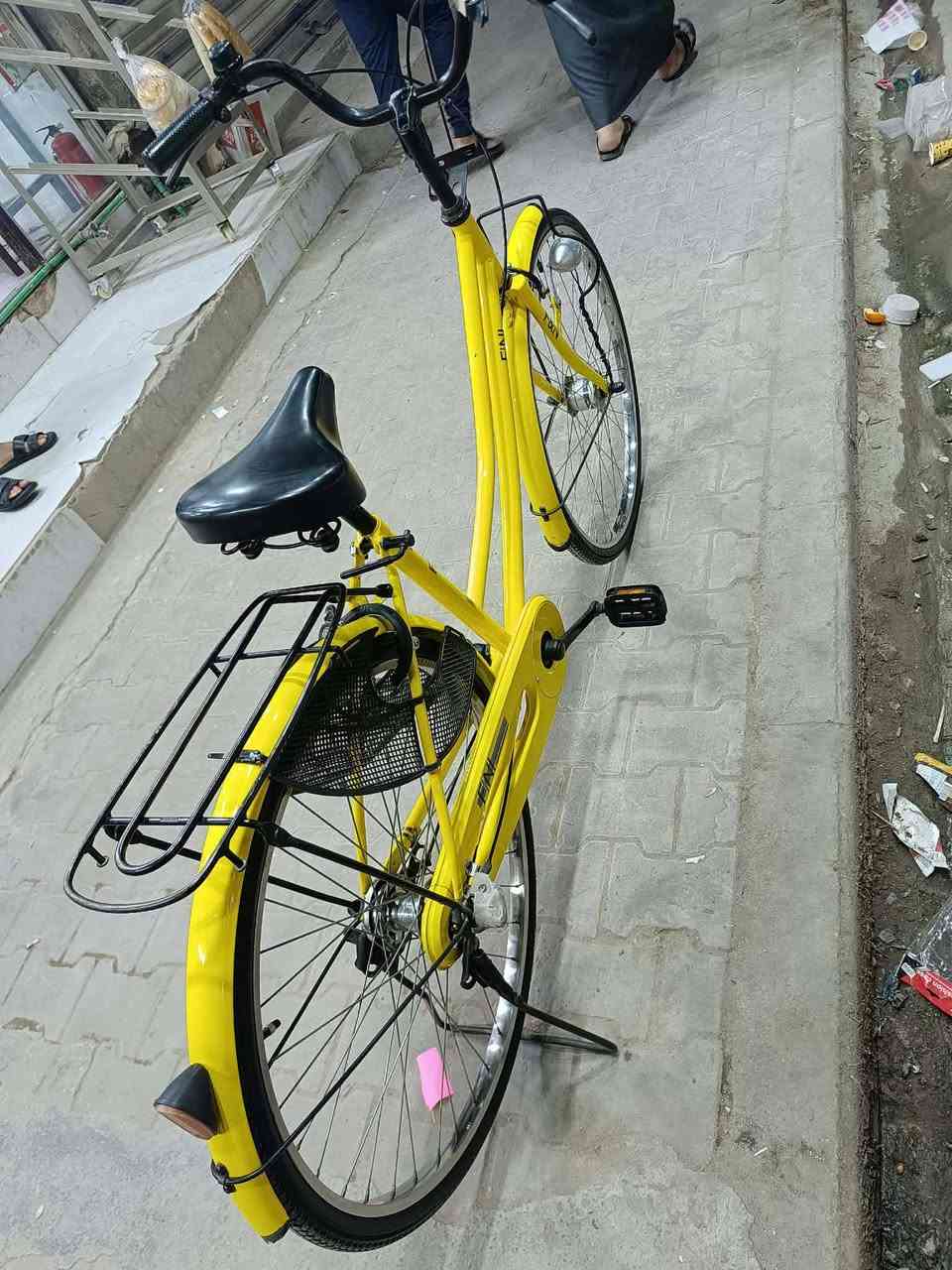 السلام عليكم
للبيع باسكل ليموني 
نضافه فول 
وياله استيل كير وحساس
السعر (250) الف وبي مجال
الرقم‏‪***********‬‏
المكان نجف مشخاب
