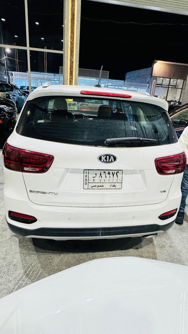 سورنتو 2019 خليجي وكاله 
فول مواصفات 1/1
بدون صبغ 
بيه مكانات بارد فقط 
السعر 22,500
مكان سياره بغداد
الاتصال ***********
