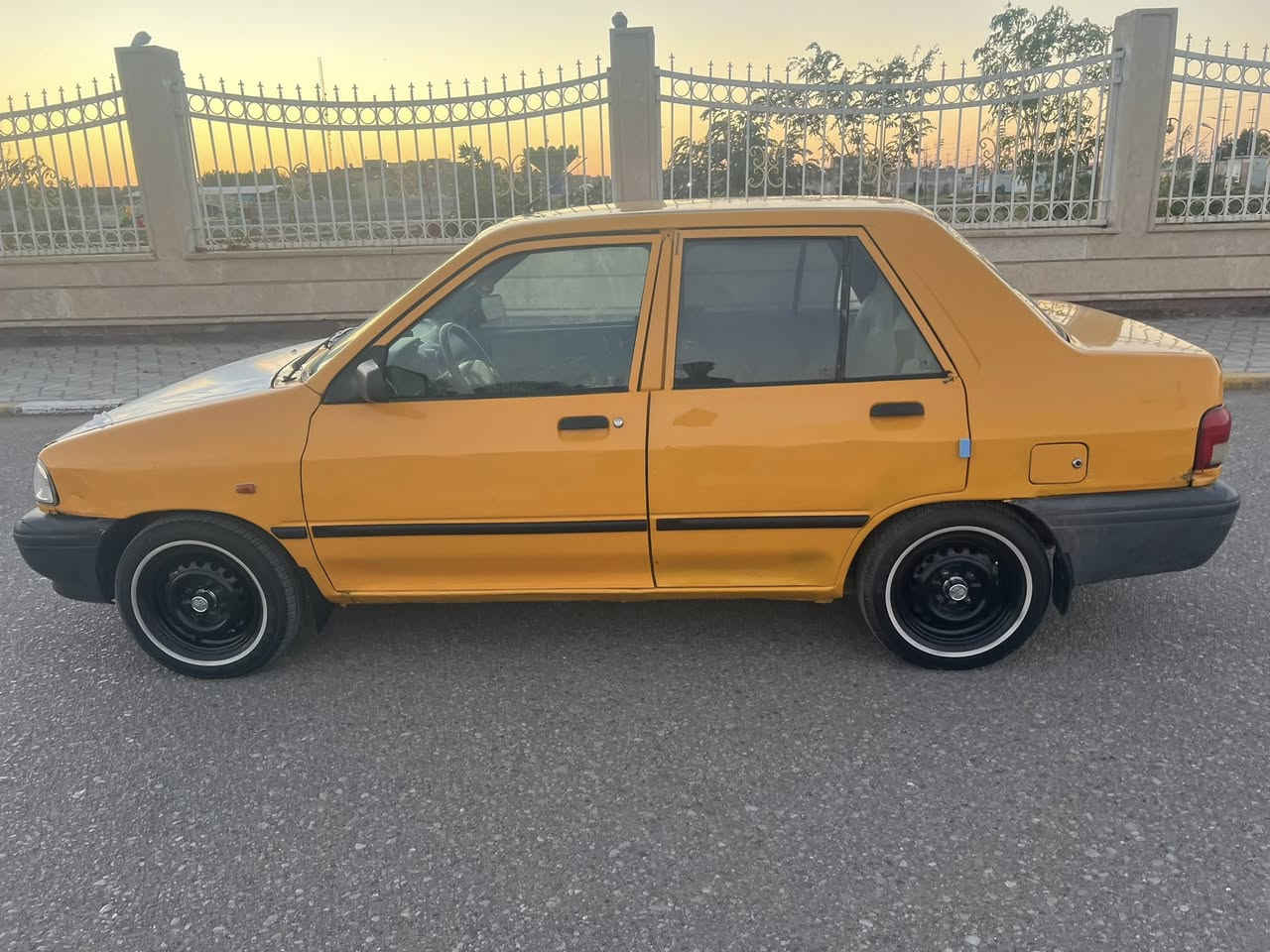 السلام عليكم سايبه موديل 2018 ايراني مكينه وكير جدد حداديه جديده تخم تاير جديد تبريد شغال كهربائيات كلها شغاله سياره مال جناي مكان السياره ميسان العماره السعر 30 وبيها مجال رقم الهاتف/***********
