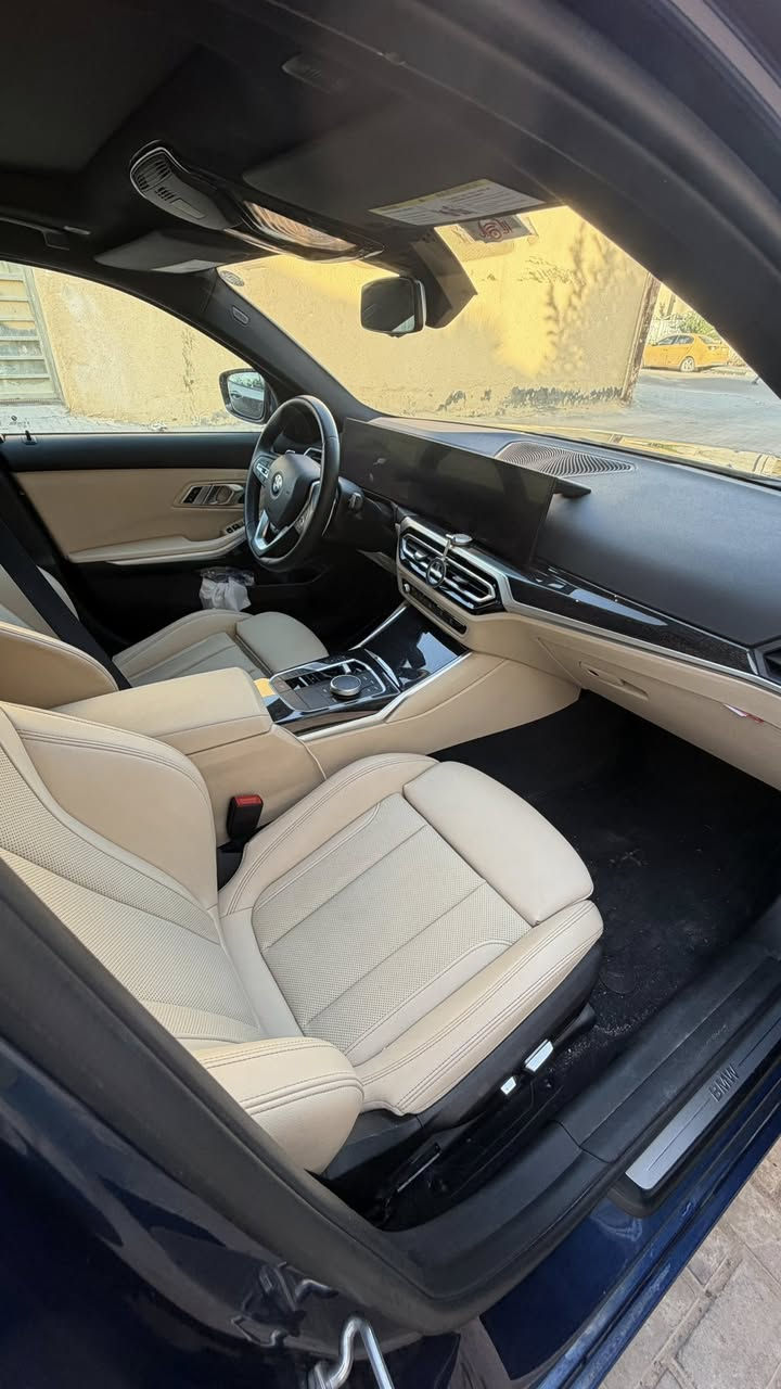 Bmw 330e 2024
السلام عليكم

للبيع BMW 330e موديل 2023

فول أعلى فئة بالمواصفات

محرك 2.0 توين باور تيربو  292 حصان

ماشيه 17 الاف ميل فقط

رقم سليمانية وكالة وتحويل مباشر

1.نظام الأوتو بارك (ركن السيارة بدون تدخل السائق) 

2.نظام البارك إسيست (امكانية ارجاع السيارة بالكراج تلقائي)

3.كامرات 360 درجة عدد 5 محيطيه 3D

4.فتحة سلايد روف

5. رادار اربع جهات

6.نظام صوت فاخر Harman/Kardon Logic 7

7.شاشة كبيرة متصله خاصه بموديل 23 و24

8.فتح الصندوك بالقدم 

9.لايت ليزر اصلي داينمك

10.كشنات جلد لون ابيض+ الكشنات كهرباء وخزن ميموري 

11.تدفئه بالمقود والكشنات

12.تصعيد وفتح الزجاج بالبصمه

13.حساسات امامي خلفي جانبي

14.اضاءة محيطية متغيرة الالوان

16.نظام تعتيم بالمري Auto Dim

17.شفتات بالمقود

18.شاحن تلفون وايرلس

19.نظام الترحيب عن الاقتراب من السيارة

20.ابل كار بلي وايرليس

21.رادار امامي

22.رادار النقطة العمياء

23.رادار الخروج عن المسار

ضررها صندوق فقط مبدل اصلي وبارد شبر يم قبل البنزين

جميع الايرباكات سليمه

السعر 330 
بيع اول مراوس ب جيب حديث 23 لو 24

مكان السيارة بصرة

***********
