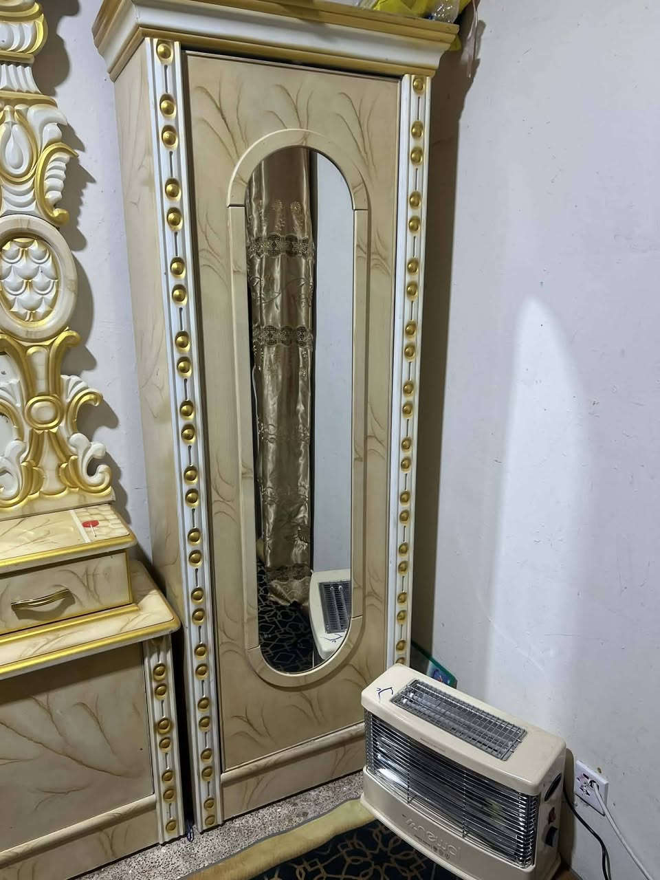 غرفة نوم اخشاب حراريه  بسعر 850 وبيه مجال قليل


**إذا كنت صاحب هذا الإعلان وتريد حذفه لأي سبب، رجاءا أرسل رسالة إلى الدعم الفني**