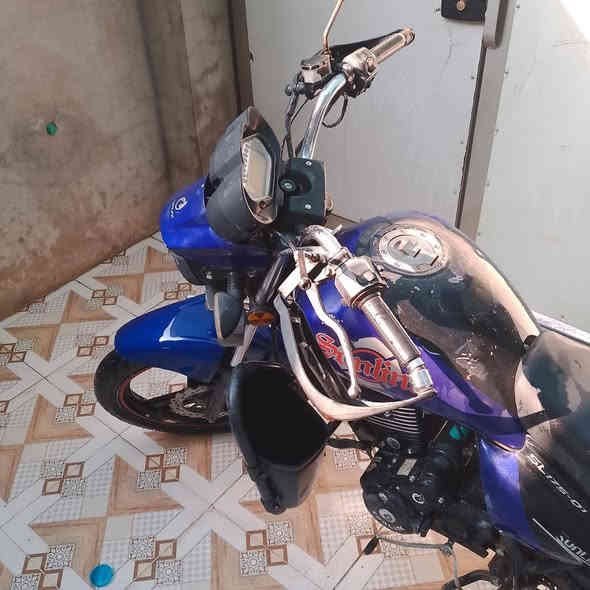 السلام عليكم دراجه للبيع مكفوله كلهه شرط السعر 550وبيهه مجال مكان الدراجه سامره حي الدوانم خاص ماجاوب مكلف بنشر للتصال ***********
