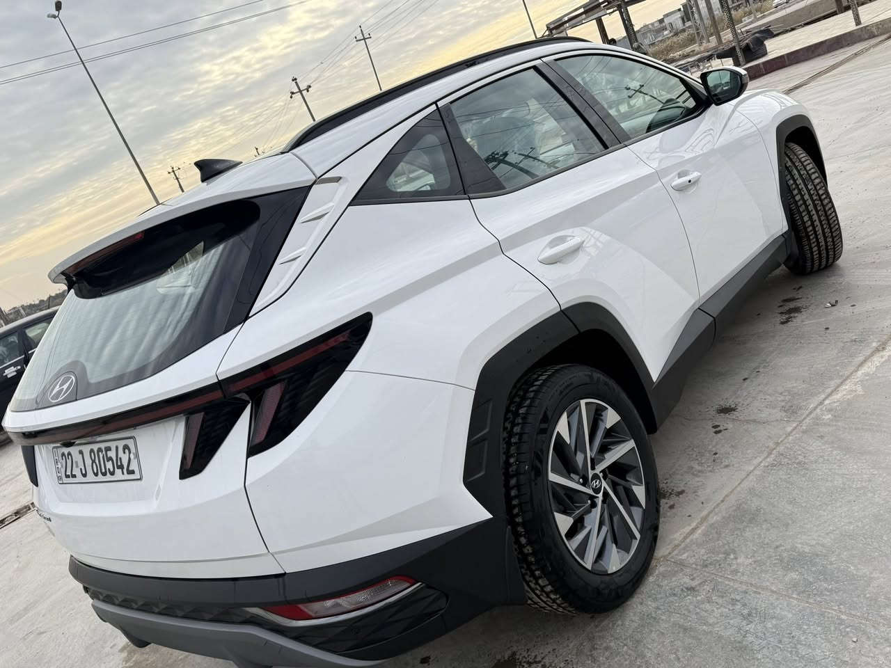 سلام عليكم
توسان 2024
مكفوله من كلشي
بنوراما
شاشه حجم كبير
دشبول. بيانو
كروز سرعه
اتو هولد
سايد ابريك بصمه 
دبل لد
داخل. ابيض. ثلجي
جي بي اس
 شاشه دجتل
/واسط العزيزيه 
***********
***********
