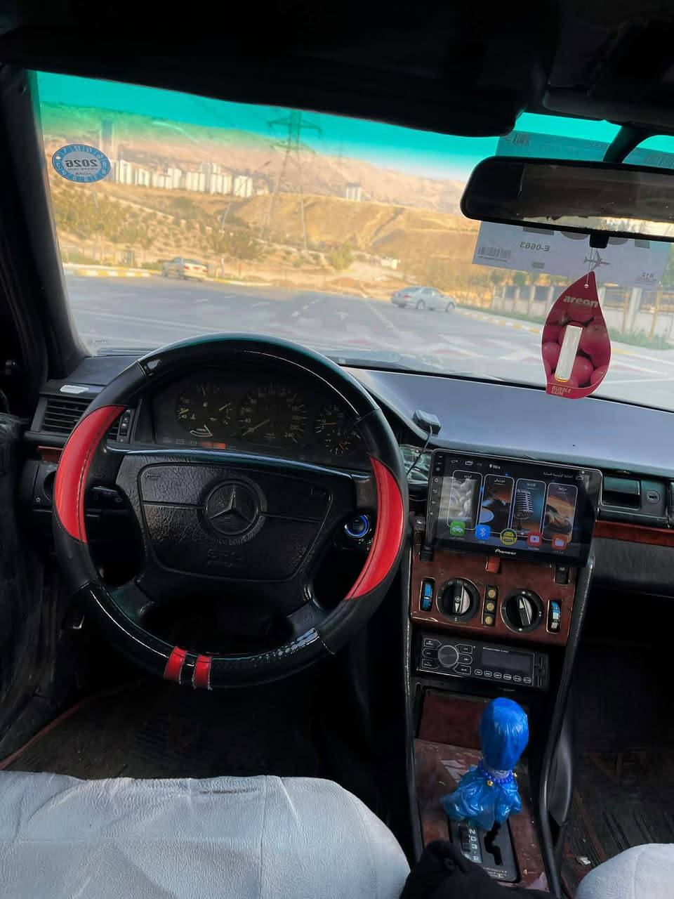 مارسیدس
١٩٩٢
ئاڕمی پلاستیکی سلیمانی 
بەشەرتی ئاڕم و ئەوەلیات و غەرامە
مواسەفات
گێڕ ئۆتۆماتیک
بەسمە و شەغال
گەرمی مەزبووت
شاشە ئایپاد
جام کارەبای
گێر و مەکینەی بیلاد ٦ پستۆن 
موس و بڕاوە تەقەو ڕەقە گێر مەکینە هەموو گیانی بەشەرت تایەی تازە هیچ نوقسانی نیە کارەبای کامل گیانی ئیش ئەکا
سعری ٣٢گەڵاو معامەلە
***********
***********
سلیمانی
__________________________________ السليمانية, العراق
