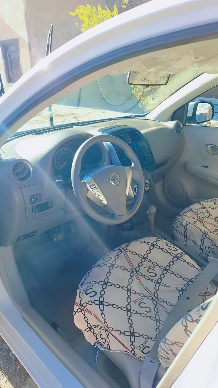 نيسان صني هندي مديل 2024ماشيه 37 الف فقط كفاله عامه صادريه بيهه وكاله بسمي مكان السياره بصره طويسه شراي خابر انا خادم السعر 130 
الرقم ***********
