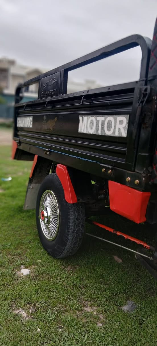 السلام عليكم ستوته للبيع اي  عيب ما بيه كهربائيات شغاله  ركبه شرط محرك شرط موديل2021 السعر مليون و 150 وبي مجال بسيط عنواني كركوك  اخوان عالخاص ما اجاوب .وهذا رقمي***********
