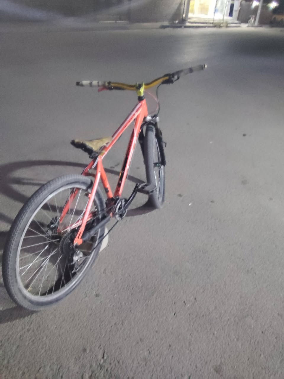 سلام عليكم بايك جي تي GT
للبيع مزود ركبه مدرع وستيرن رياضي بطيخات 7الوان صوت طرب
محور بريك خلفي دهن اصلي 
بايدرات وذراع اصلي  3امامي و8خلفي
المكان بغداد البلديات 
السعر240وبي مجال
للتواصل خاص


**إذا كنت صاحب هذا الإعلان وتريد حذفه لأي سبب، رجاءا أرسل رسالة إلى الدعم الفني**